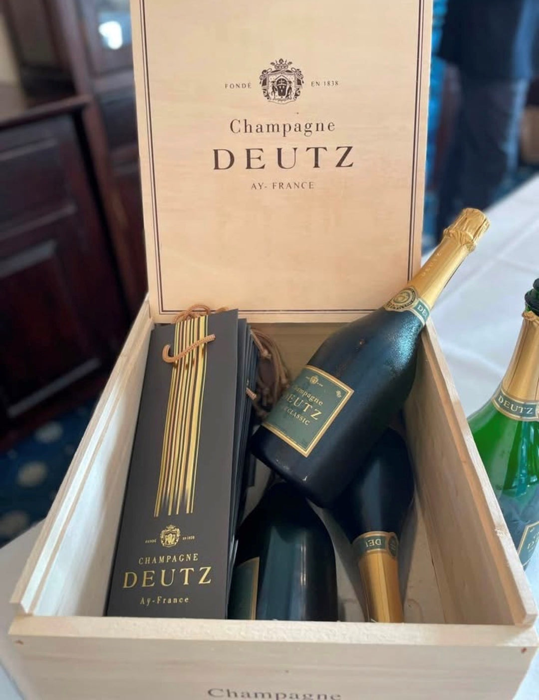 Deutz Brut Classic OWC, AOP, 6x75 cl Champagne Deutz